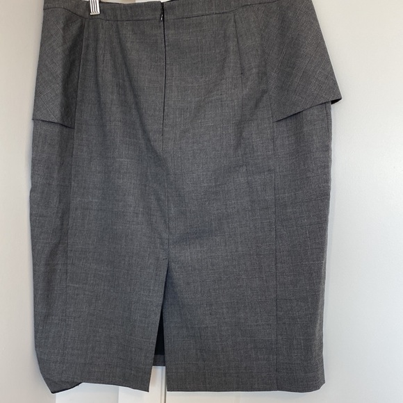 Size 42 grey Mexx skirt - Picture 3 of 3